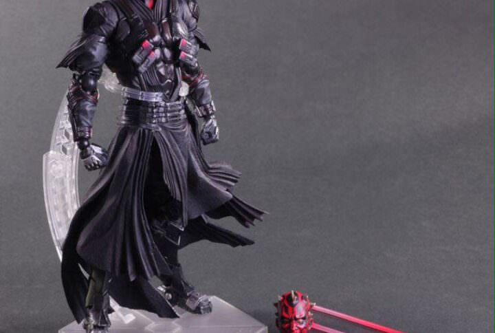 اکشن فيگور شخصيت Darth Maul از مجموعه ى جنگ ستارگان