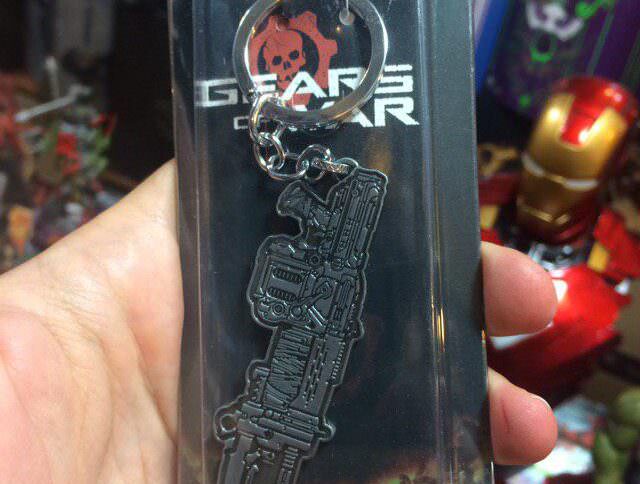 جاکلیدی فلزی طرح بازی چرخ دنده های جنگ ( gears of war ) - Image 4