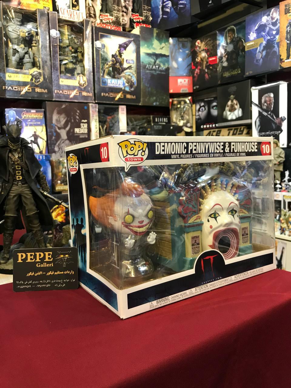 Funko Pop- Demonic Pennywise with Funhouse