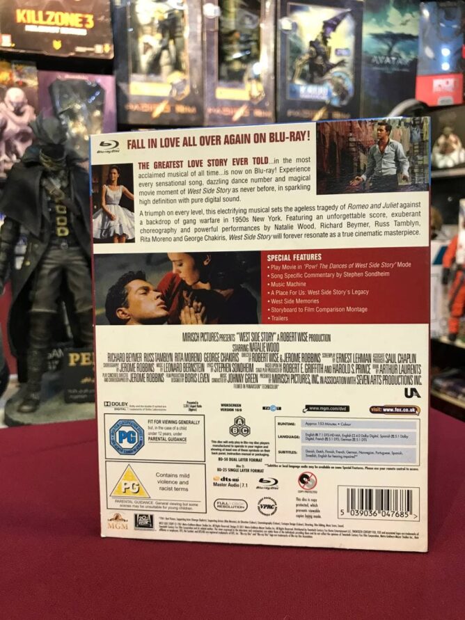 بلوری اورجینال فیلم داستان وست ساید