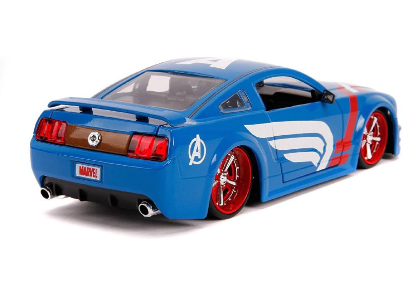 ماکت فلزی فورد Mustang GT به همراه فیگور فلزی کاپیتان امریکا (4)