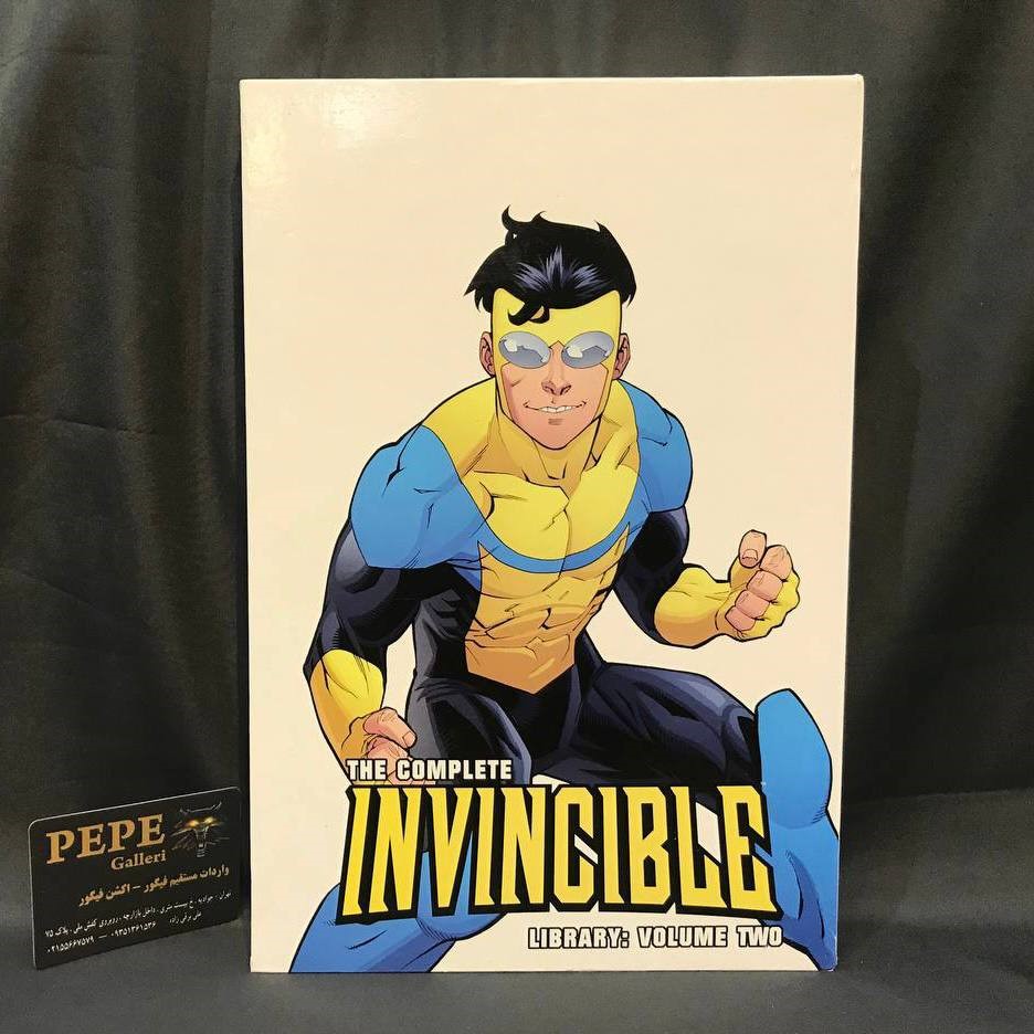 کامیک بوک Complete Invincible Library Volume 2