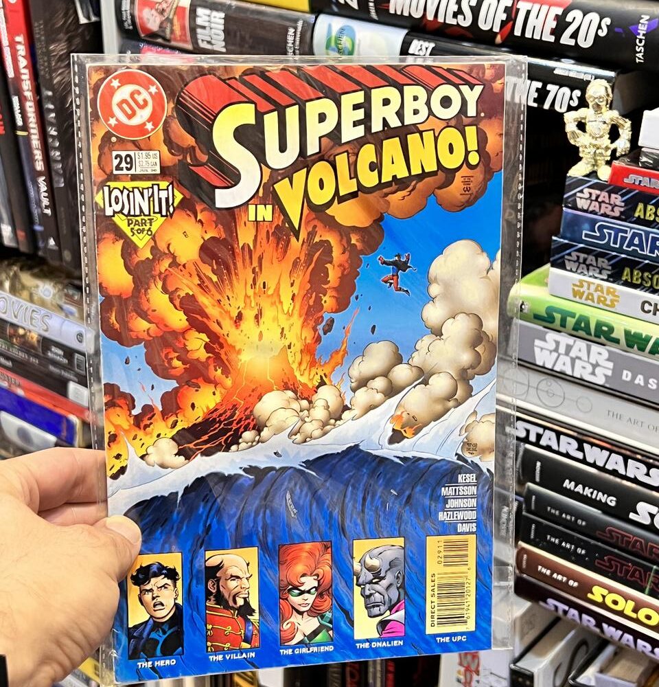 کمیک بوک !SUPERBOY IN VOLCANO