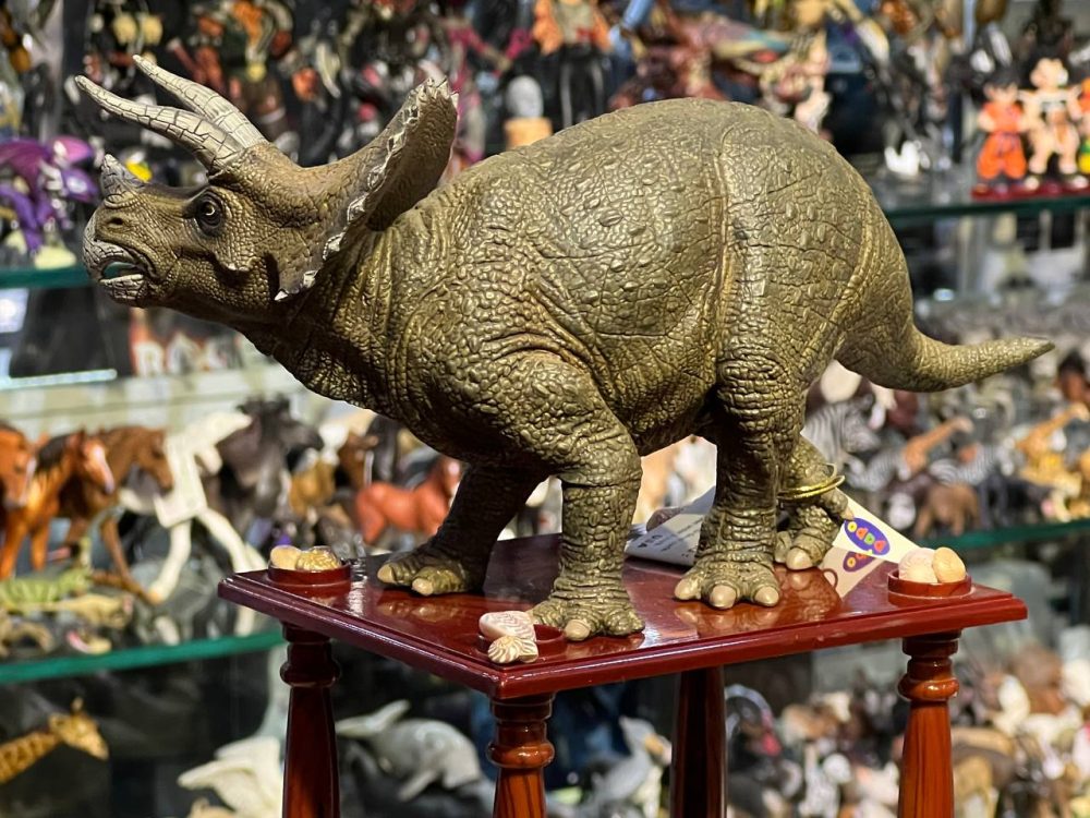 فیگور Papo Triceratops