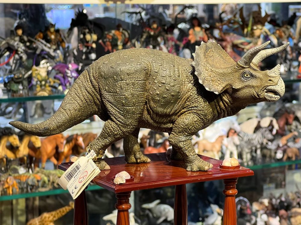 فیگور Papo Triceratops