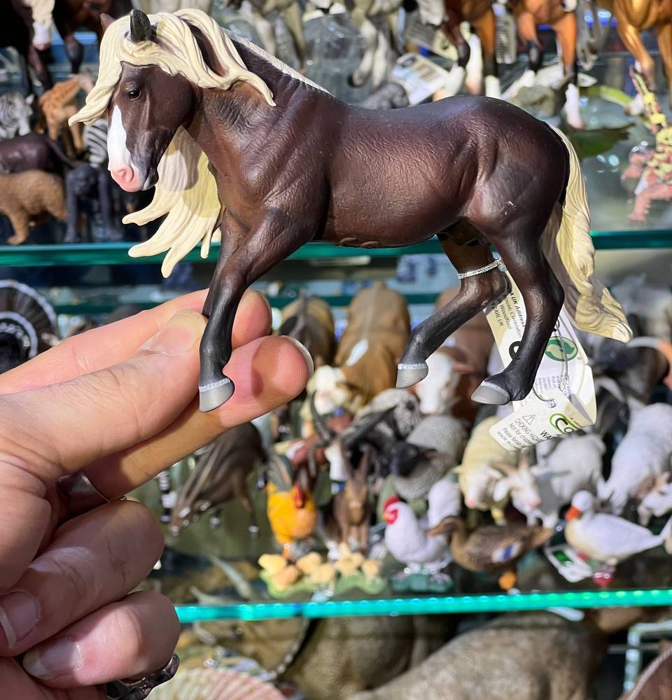 فیگور Black Forest Horse Stallion