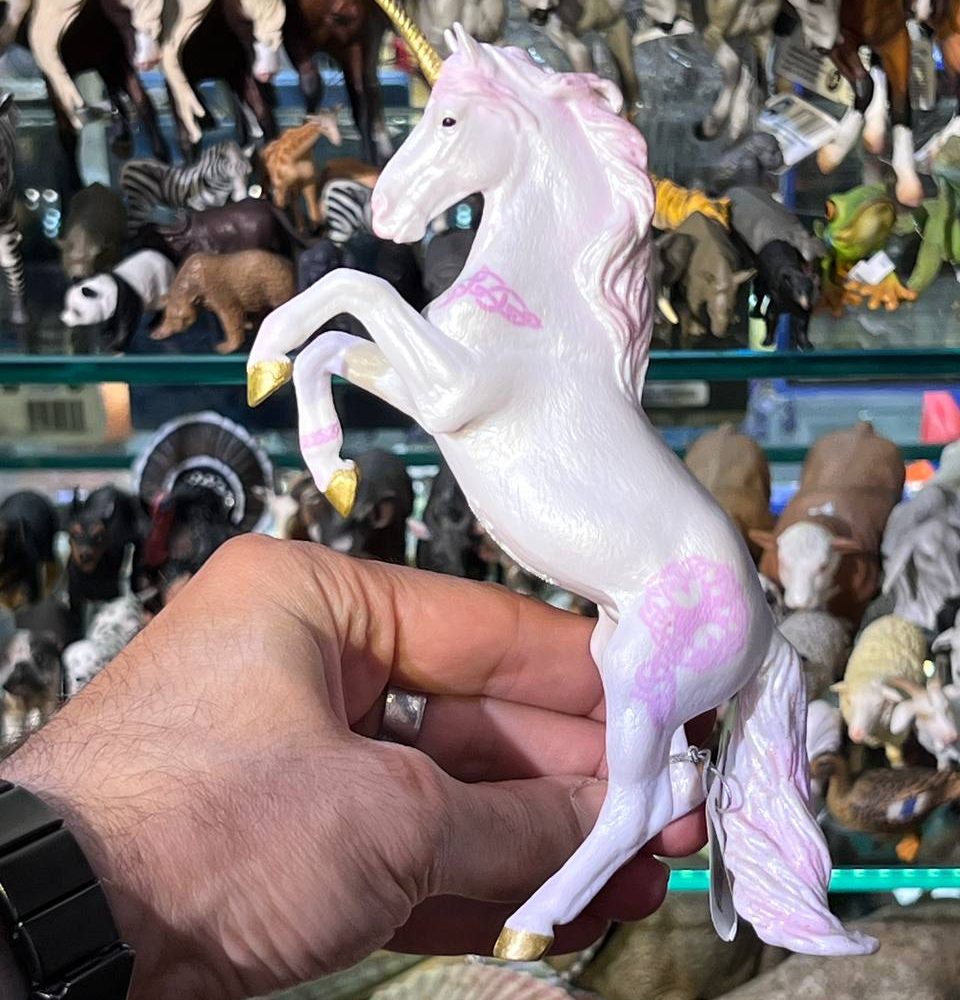 فیگور Unicorn Mare Pink