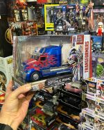 Jada Toys Metals Transformers Optimus Prime 124 Diecast Vehicle Blue and Red
