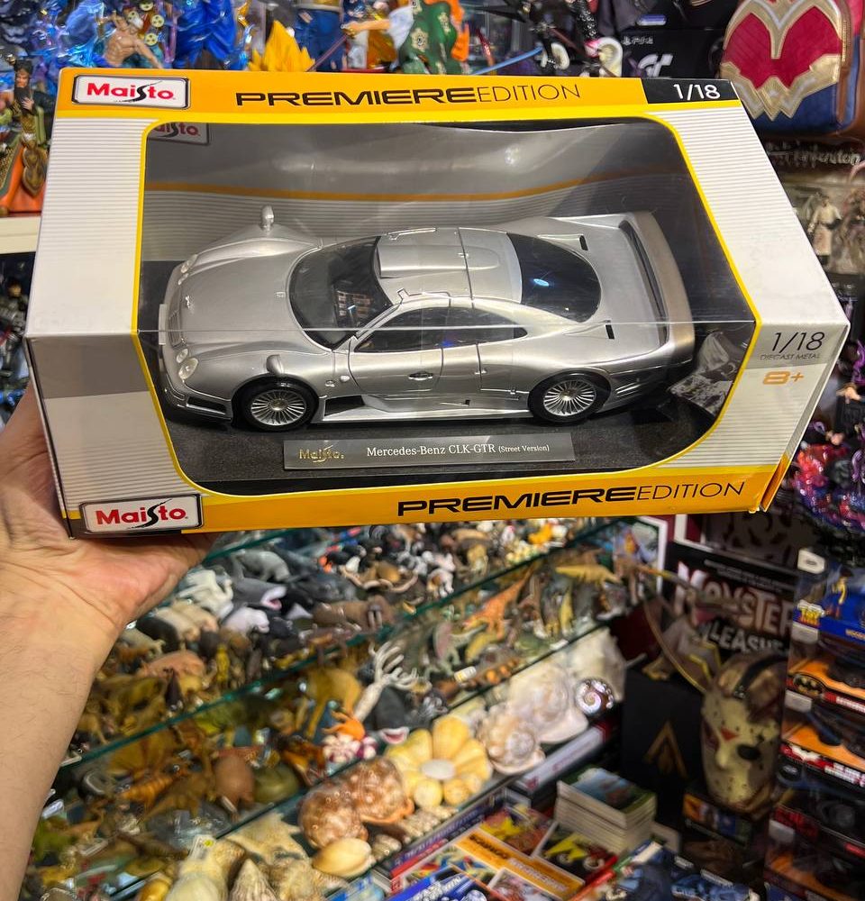 MAISTO 118 Scale Diecast Model Car Mercedes CLK-GTR (Street Version) in Silver