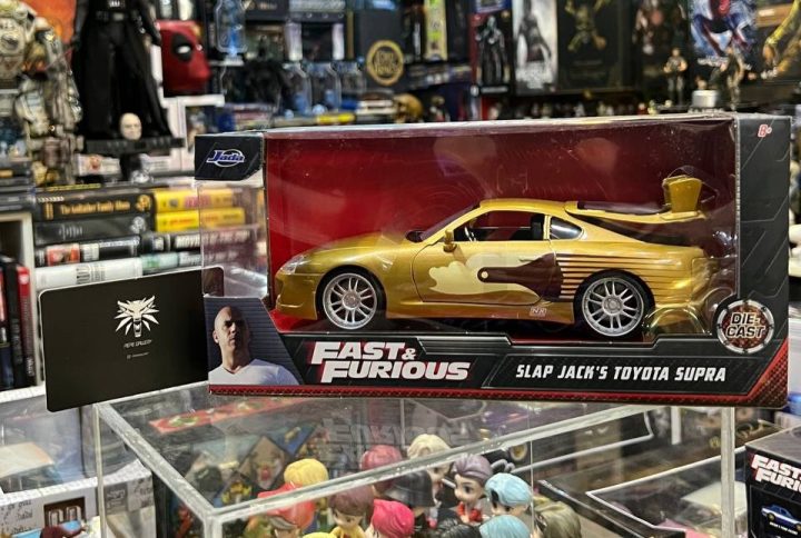 ماشین فلزی طلایی تویوتا Fast & Furious مدل Supra با مقیاس 1:24