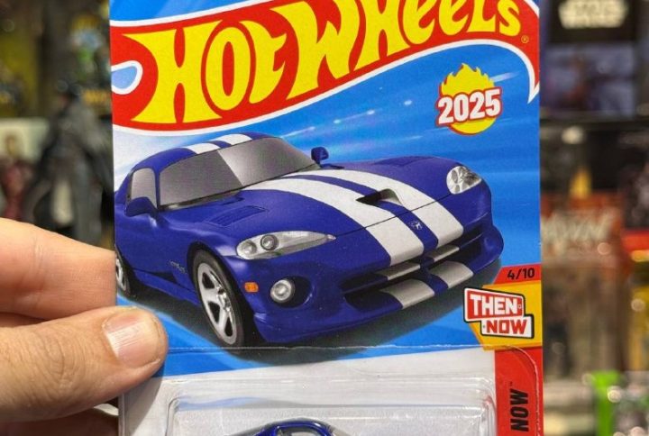 ماکت هات ویلز 96Dodge Viper GTS