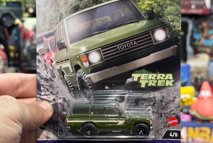 ماکت هات ویلز Toyota Landcruiser FJ60
