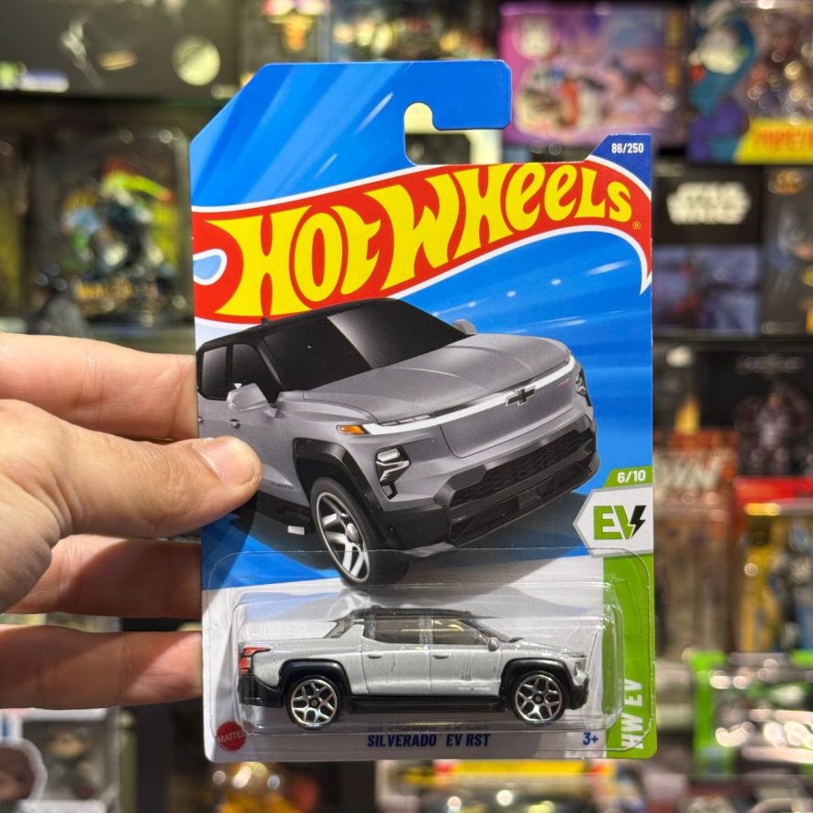 ماکت هات ویلز SILVERADO EV RST