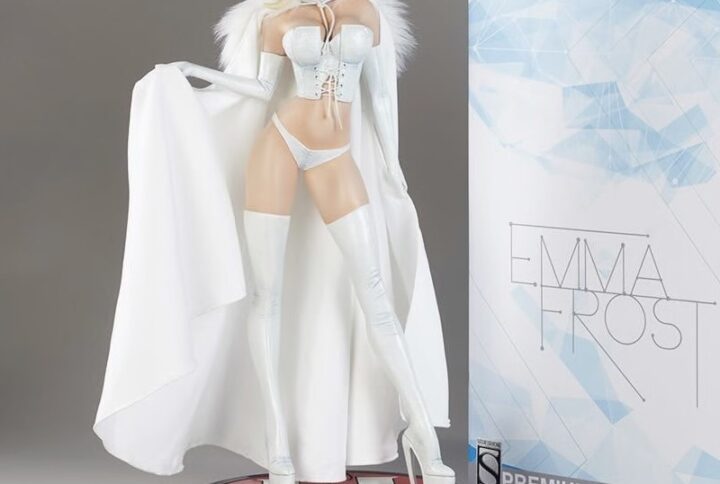فیگور اما فراست EMMA FROST HELLFIRE CLUB