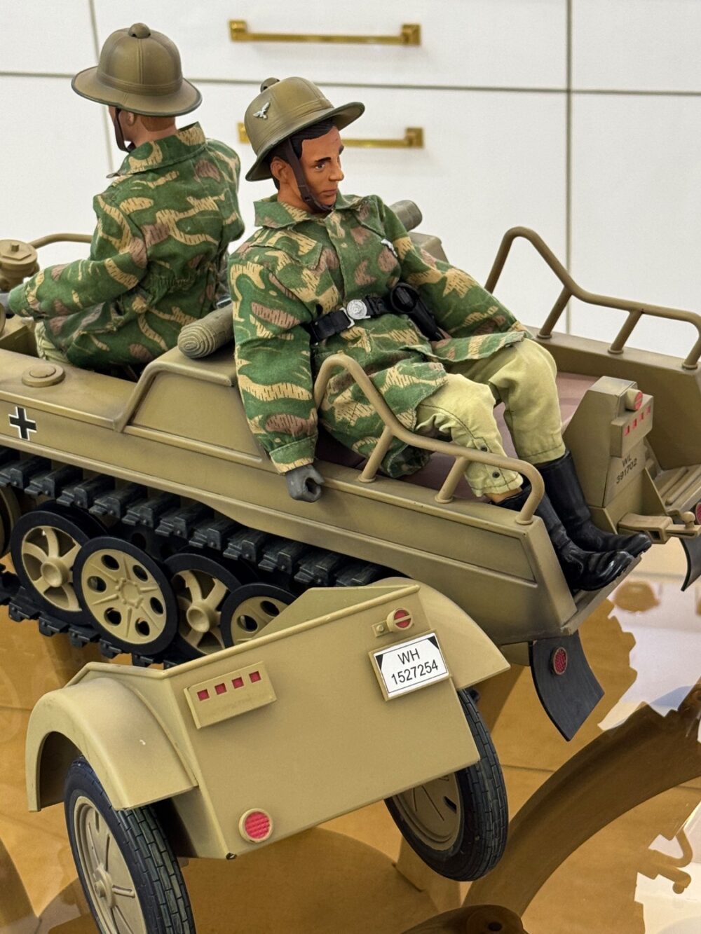 ماکت موتور نظامی آلمانی جنگ جهانی دوم ( German WWII Kettenkrad tracked motorcycle ) - Image 18