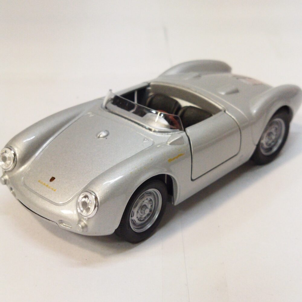 ماکت فلزی Porsche 550 Spyder (8) ماکت فلزی Porsche 550 Spyder