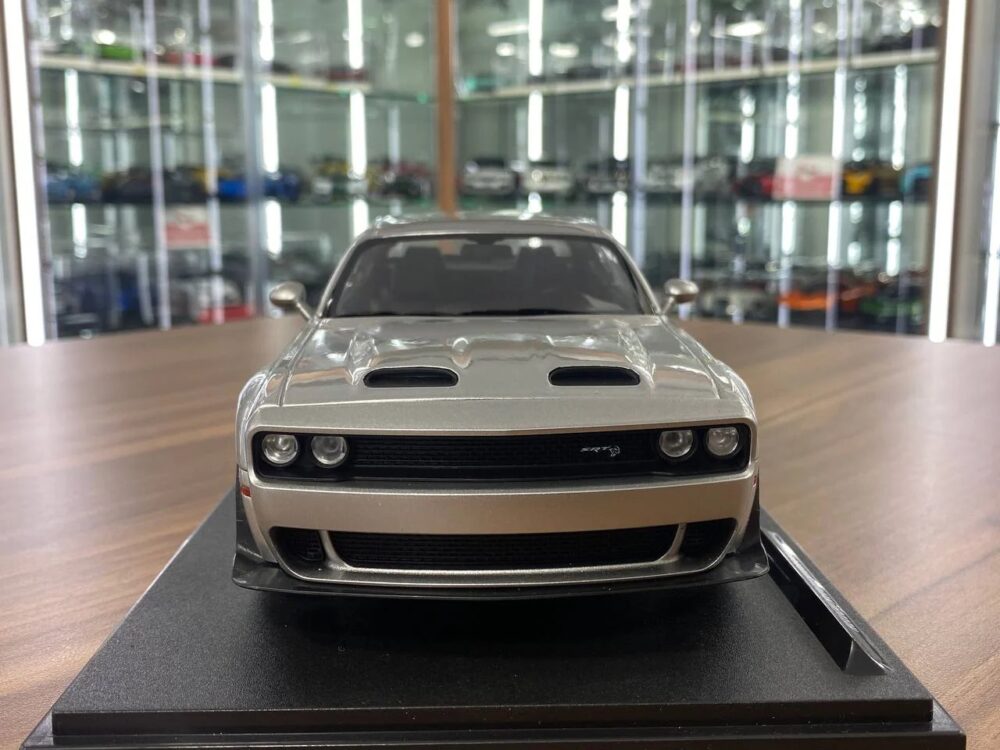 ماکت دایکست DODGE CHALLENGER SRT - Image 17