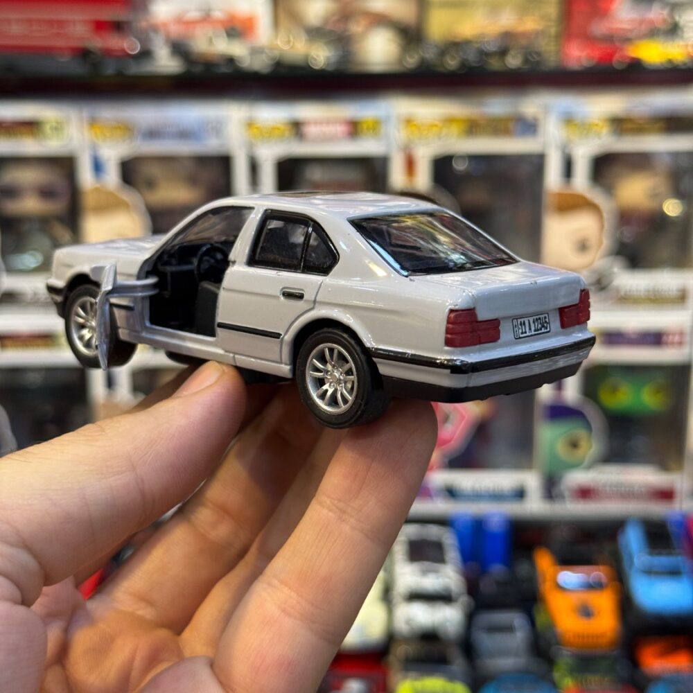 ماکت فلزی ماشین BMW M5 E34 طوسی
