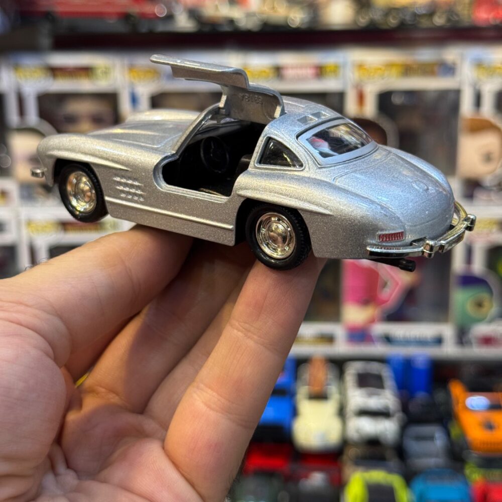ماکت فلزی ماشین مرسدس بنز 300SL طوسی