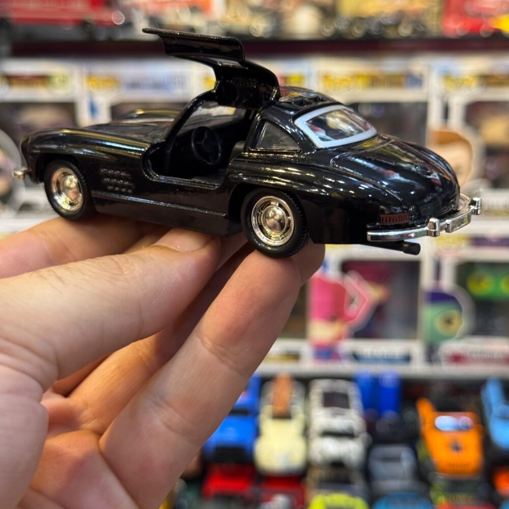 ماکت فلزی ماشین مرسدس بنز 300SL مشکی