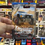 ماکت ماشین هات ویلز سیلور مدل Series Toyota Off-Road Truck