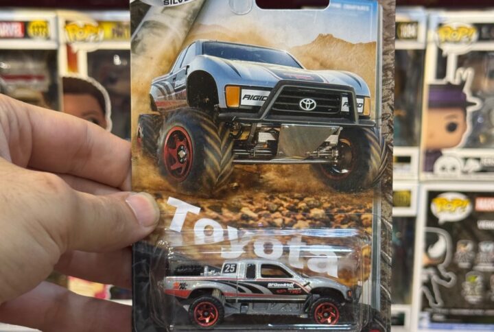 ماکت ماشین هات ویلز سیلور مدل Series Toyota Off-Road Truck