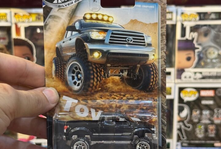 ماکت ماشین هات ویلز سیلور مدل Silver Series 10 Toyota Tundra