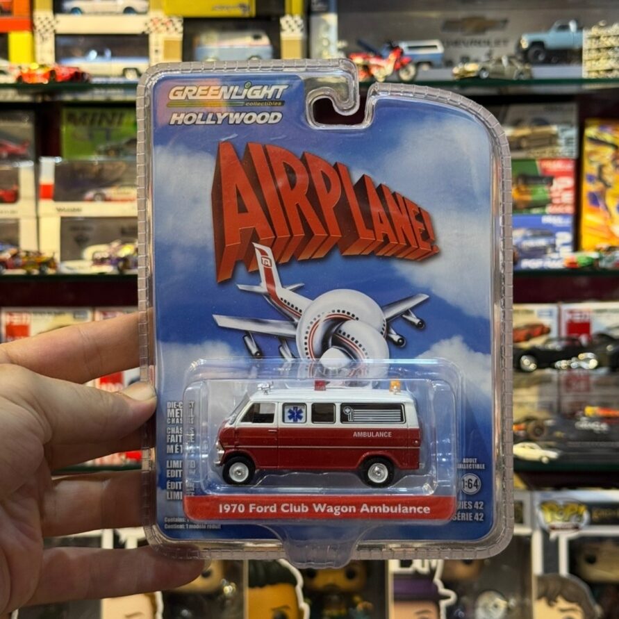 ماکت فلزی فورد واگن آمبولانس ( فیلم Airplane )