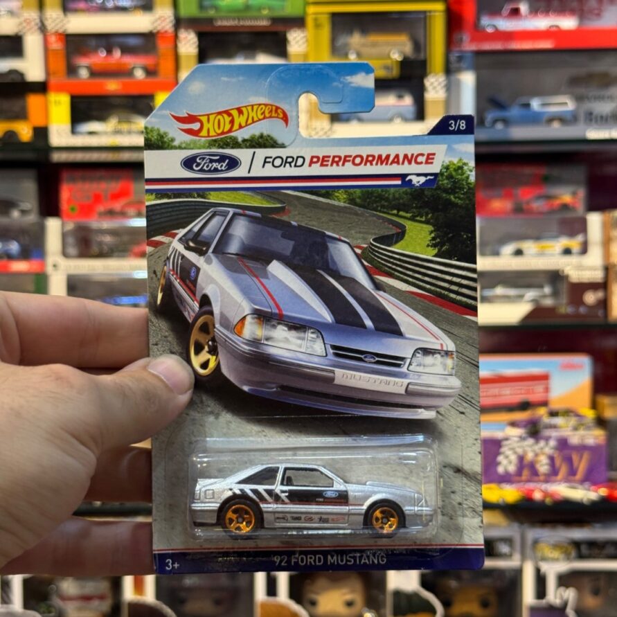 ماکت ماشین هات ویلز مدل 92Ford mustang