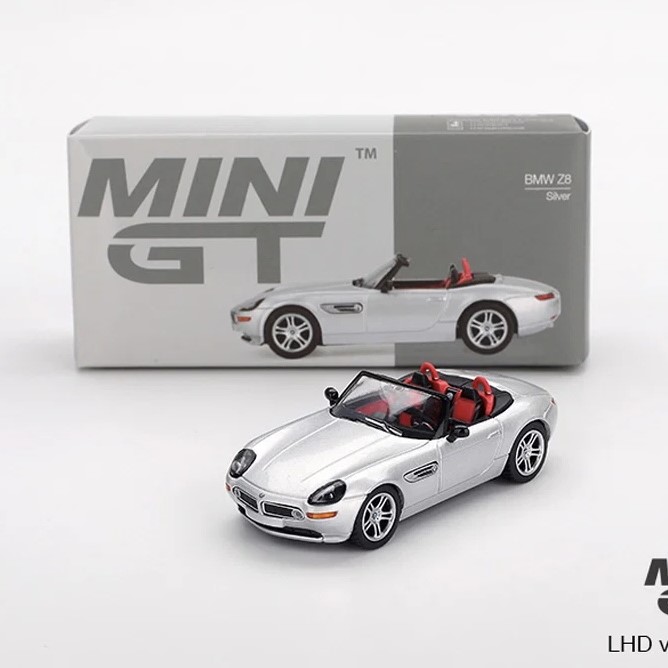 ماکت فلزی بی ام و Z8 Roadster
