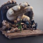 فیگور و دیوراما بازی لیتل نایتمرز ۳ - Little Nightmares III Escaping Monster Baby Diorama - Image 19