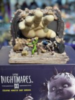 فیگور و دیوراما بازی لیتل نایتمرز ۳ - Little Nightmares III Escaping Monster Baby Diorama - Image 4