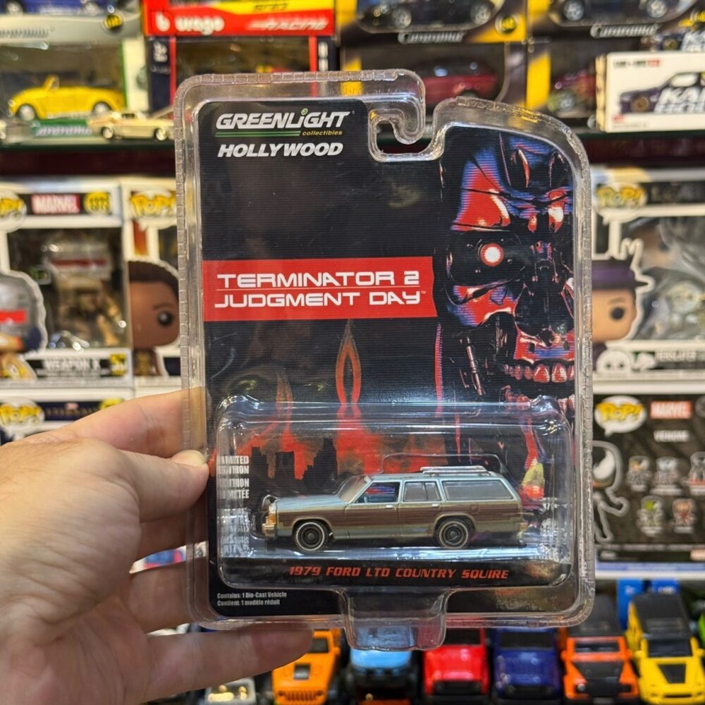 ماکت فلزی فورد ۱۹۷۹ LTD Country Squire (1) ماکت فلزی فورد ۱۹۷۹ LTD Country Squire