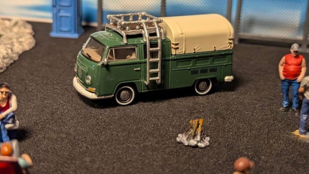ماکت فلزی  فولکس واگن تایپ ۲ ۱۹۶۹ camper shell - Image 10